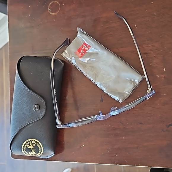 Womens raybans - Picture 4 of 5